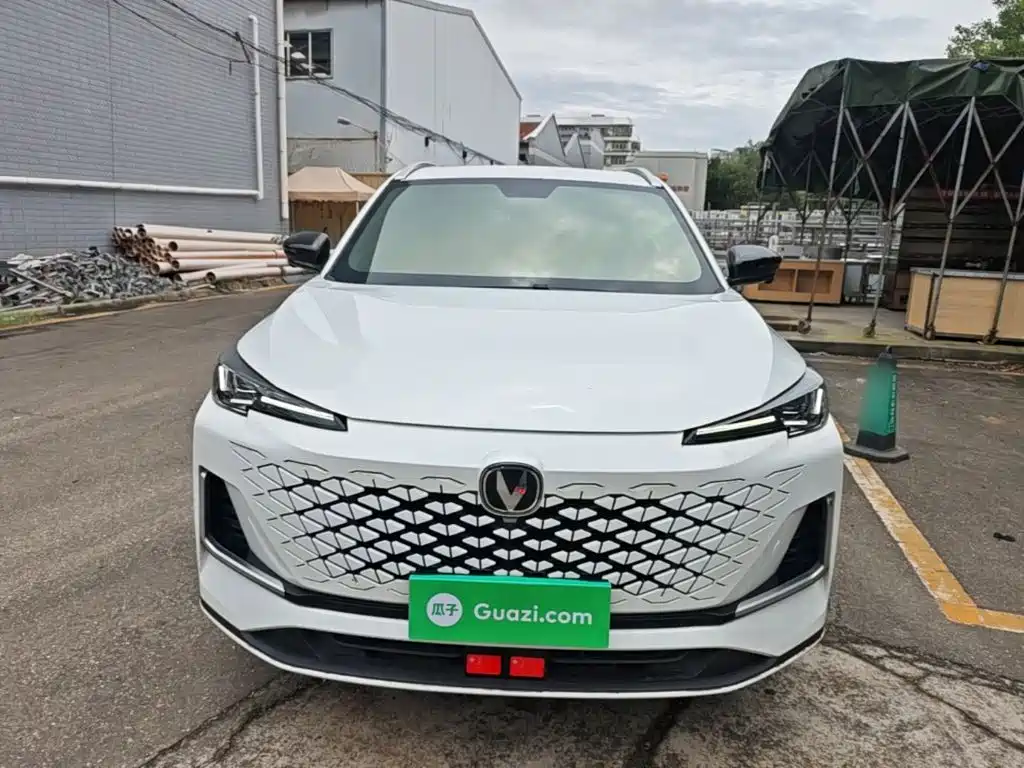 Changan CS55 PLUS 3 rd Gen 1.5 T DCT Outstanding