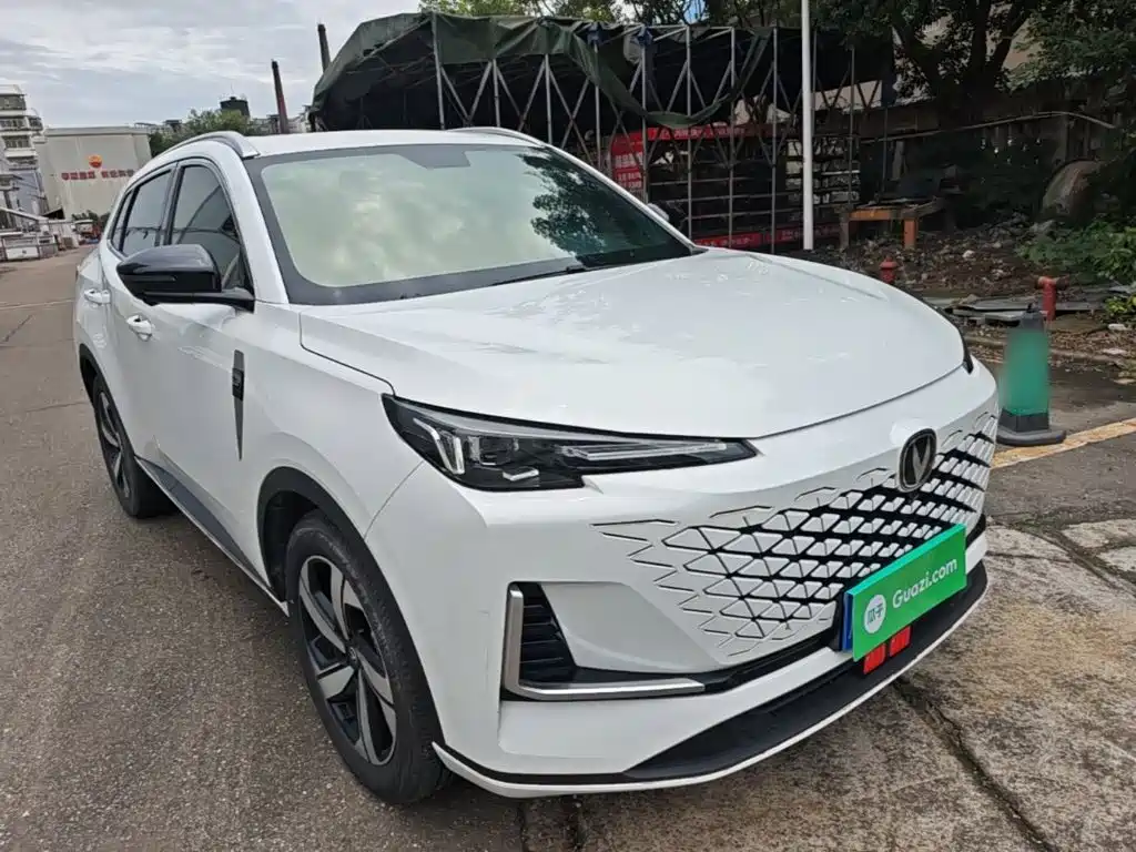 Changan CS55 PLUS 3 rd Gen 1.5 T DCT Outstanding