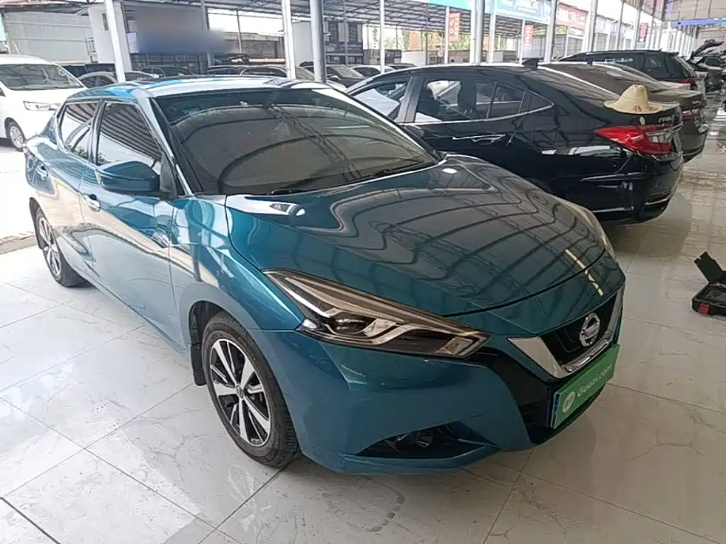 Lannia 1.6 L CVT Cool