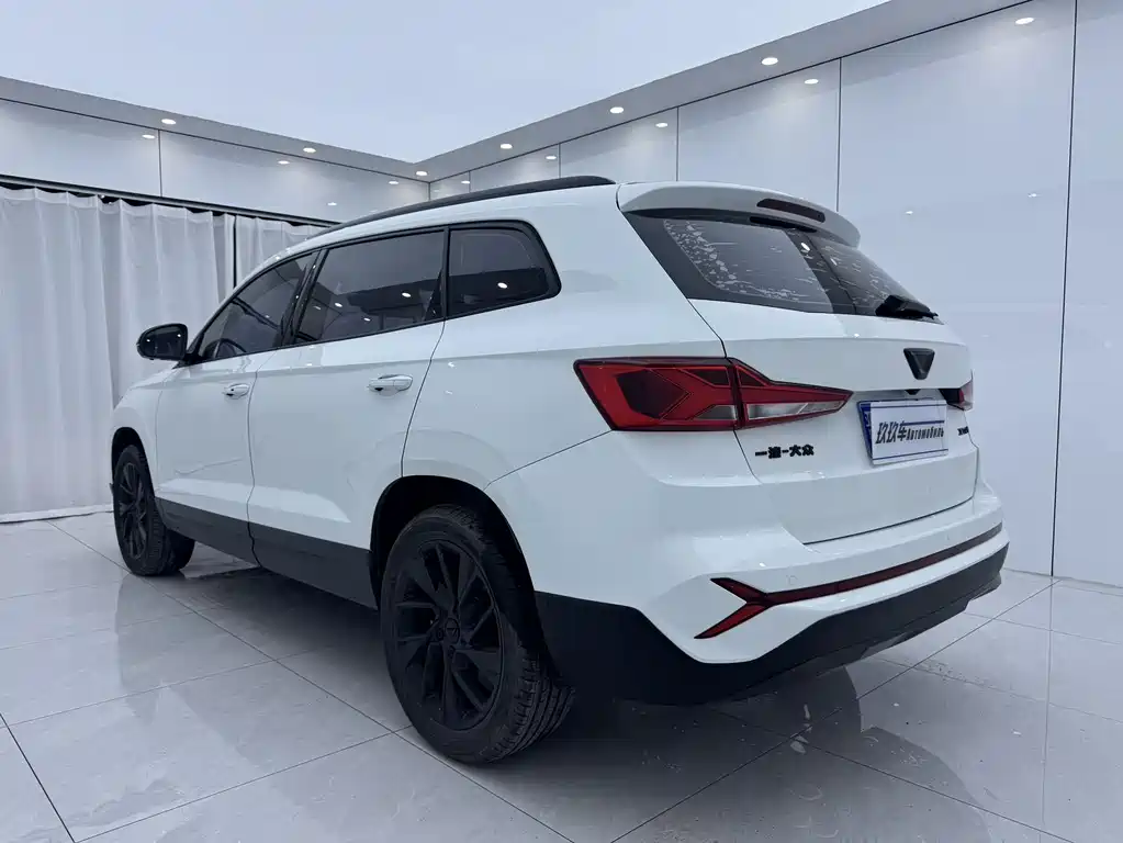 Jetta VS7 280 TSI Auto Glory