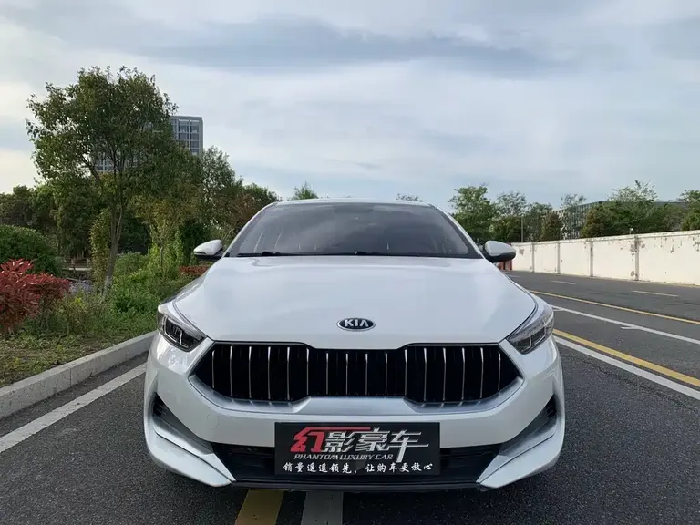 Kia K3 1.5 L CVT Fashion
