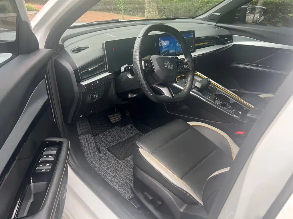MG5 Scorpio 1.5 T Trophy Sport Grand Enjoyment