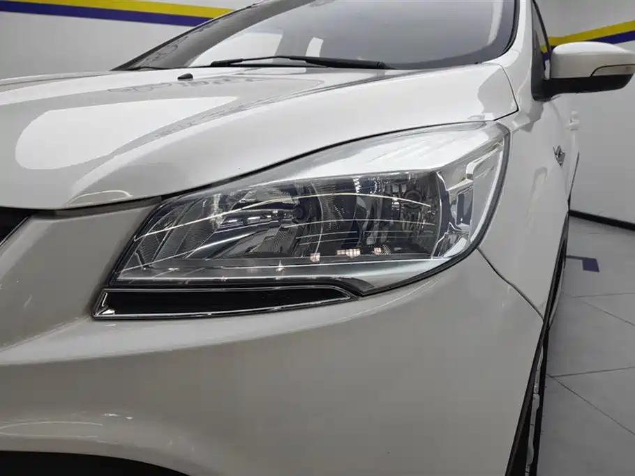 Kuga 1.5 L GTDi 2 WD Style