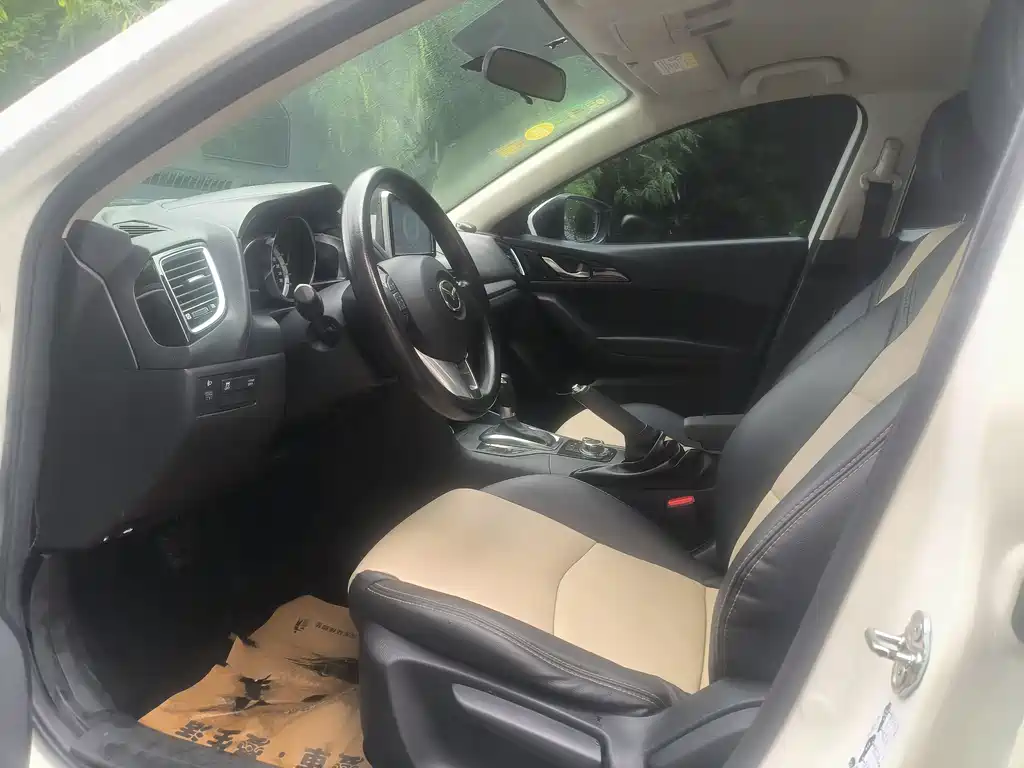 Mazda 3 Axela Sedan 1.5 L Auto Comfort
