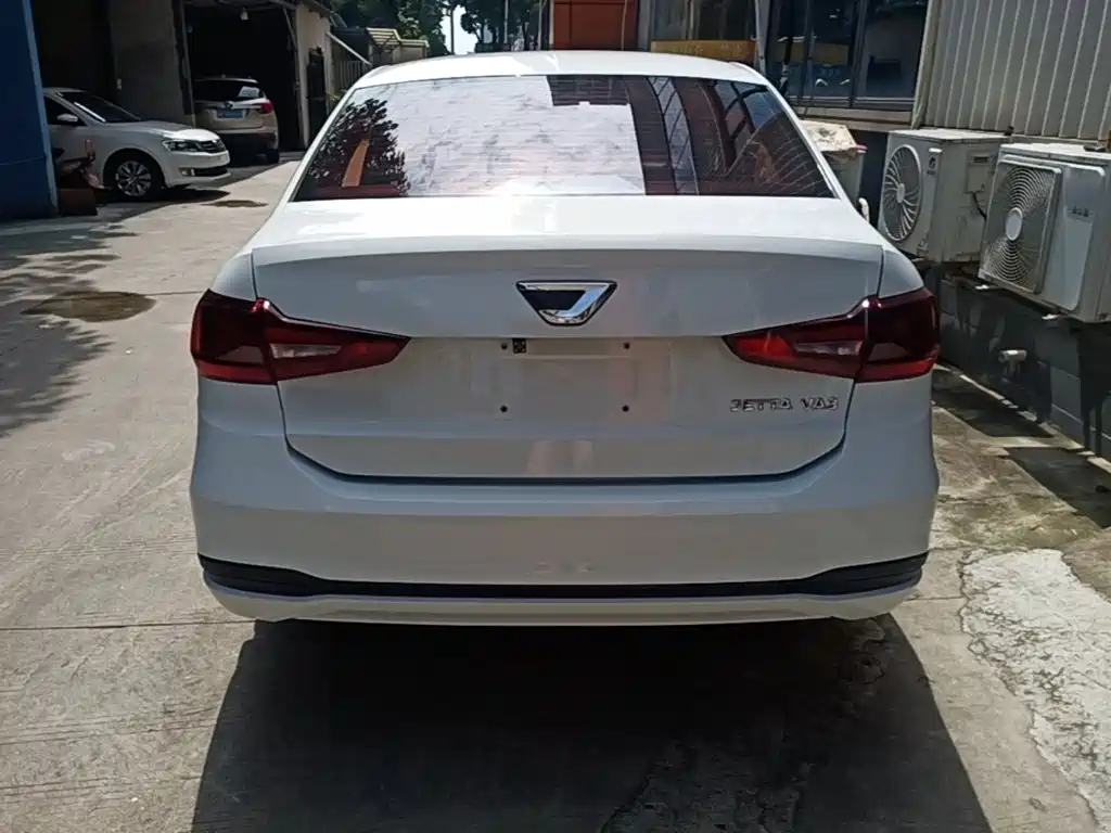 Jetta VA3 1.5 L Auto Upward