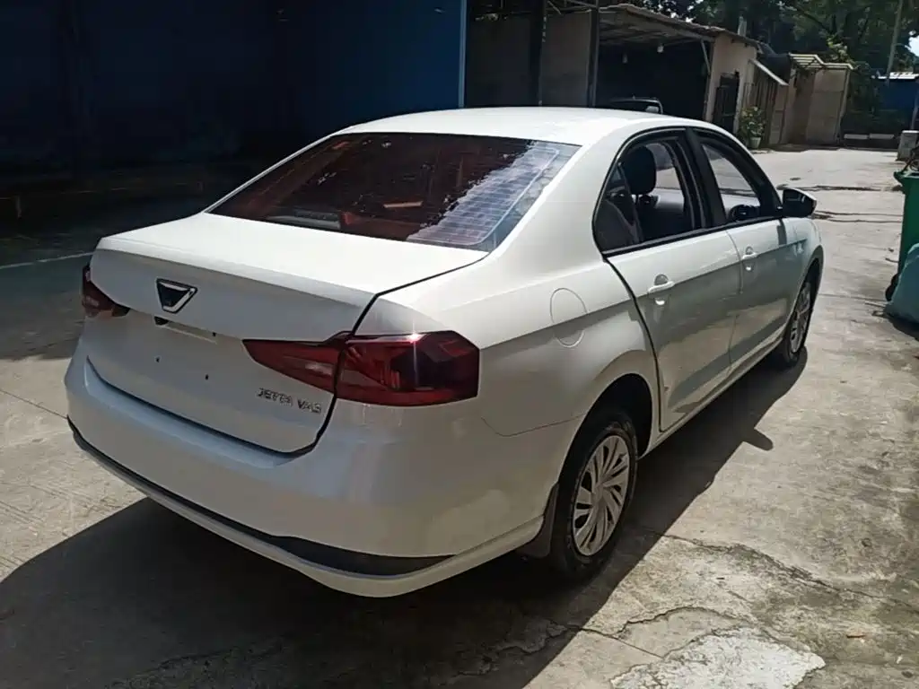 Jetta VA3 1.5 L Auto Upward