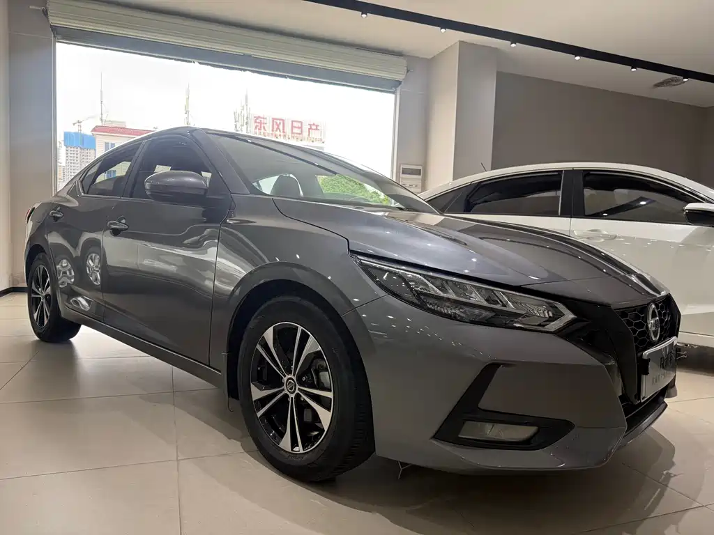 Sylphy 1.6 L XL CVT Joy