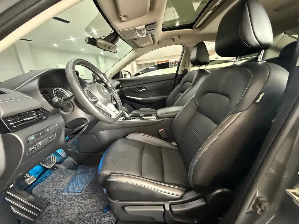 Sylphy 1.6 L XL CVT Joy