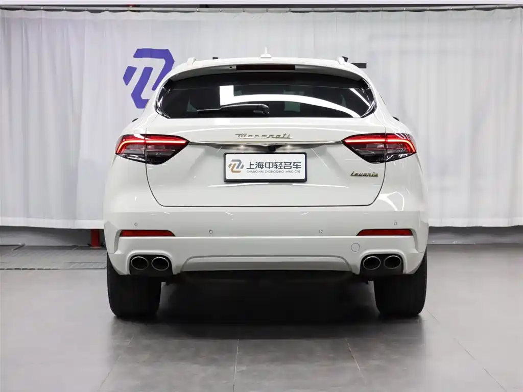 Levante 2.0 T GT Sharp Edge