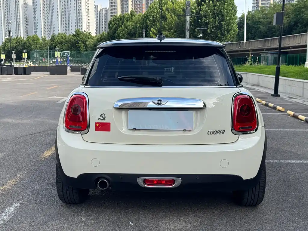 MINI 1.5 T COOPER
