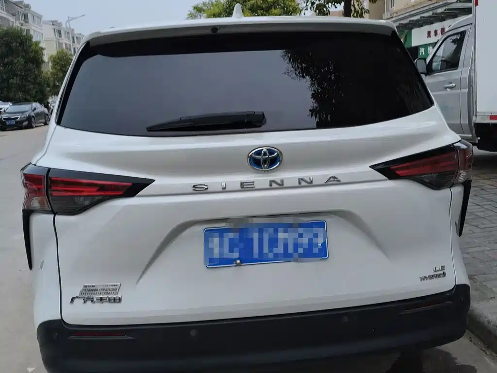 Sienna 2.5 L Hybrid Comfort
