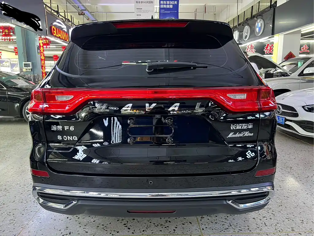 Haval M6 PLUS 1.5 T DCT Luxury Connected