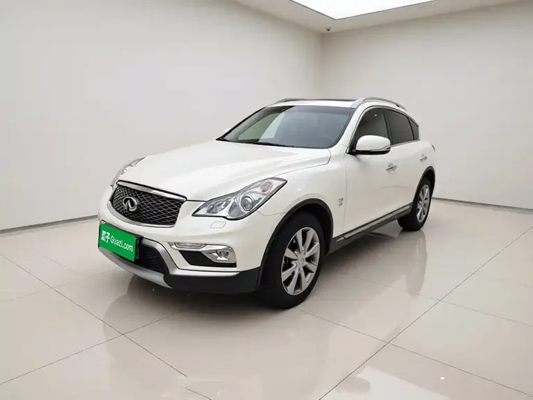 Infiniti QX50 2.5 L Joy