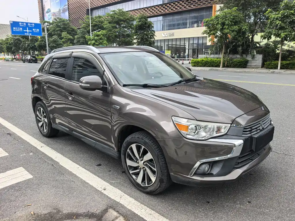ASX 2.0 L CVT 2 WD Premium