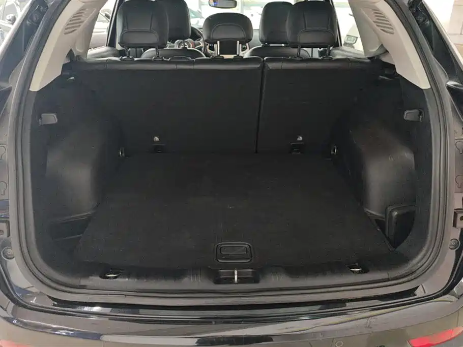 Compass 200 T Auto Home Enjoyment