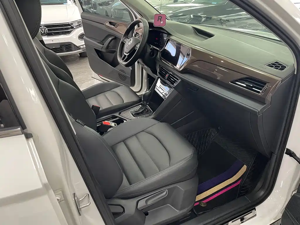 Tharu 280 TSI 2 WD Luxury