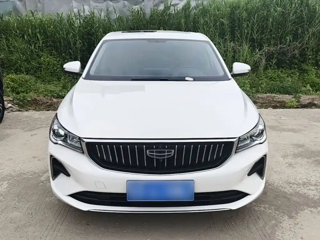 Emgrand 4 th Gen 1.5 L CVT Distinguished