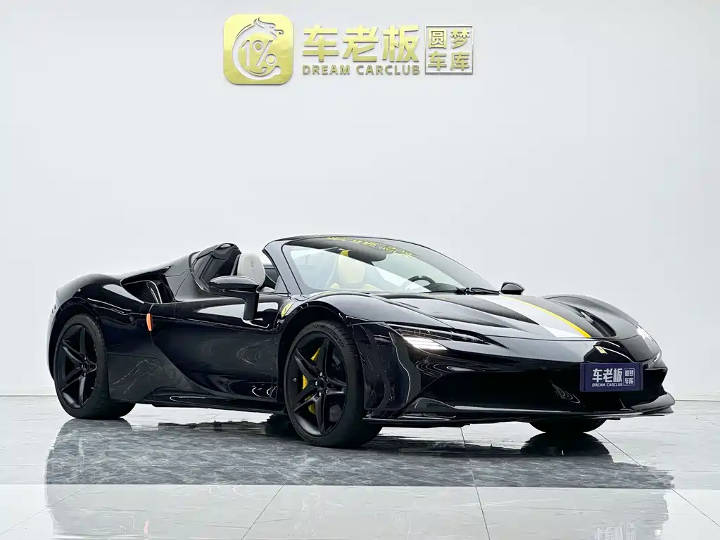SF90 3.9 T V8 Spider