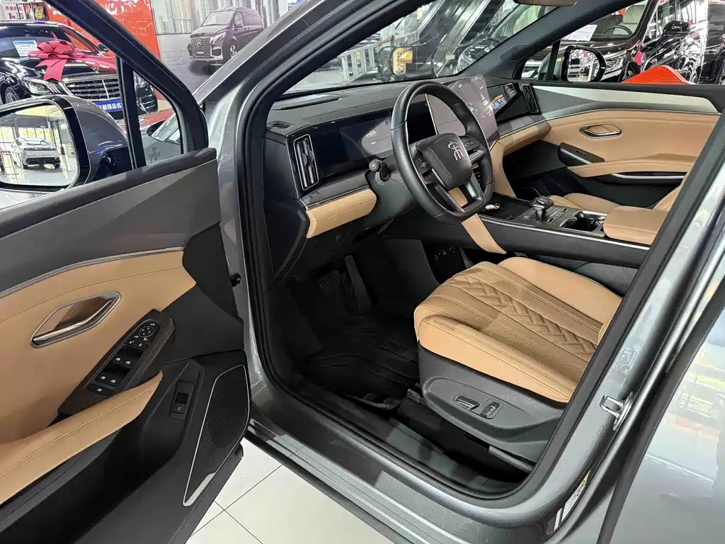 Song L DM-i Smart Drive 160 km Transcend