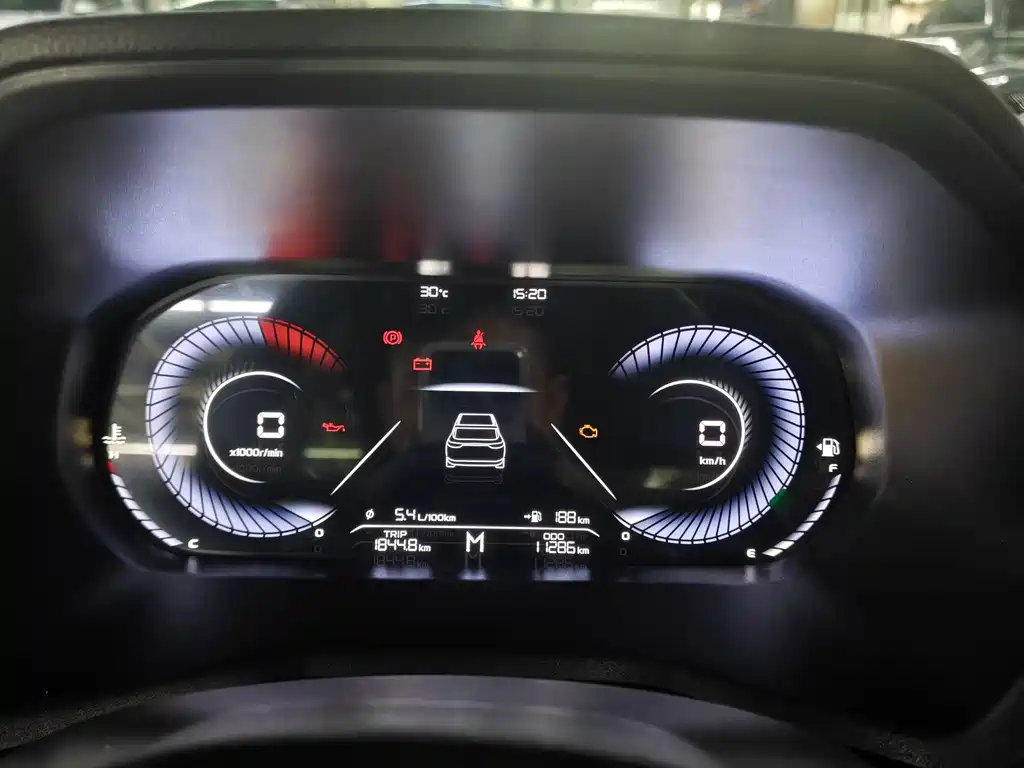 Emgrand 4 th Gen 1.5 L Manual Dragon