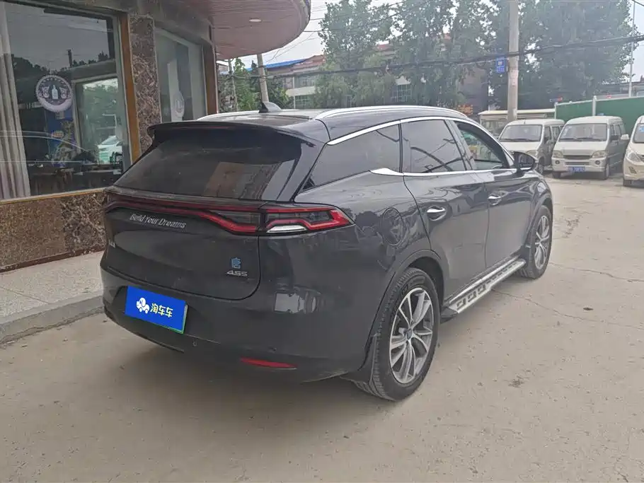 Tang NEV DM 2.0 T Full-time 4 WD Connected Creative Enjoyment 7-seat CN-V