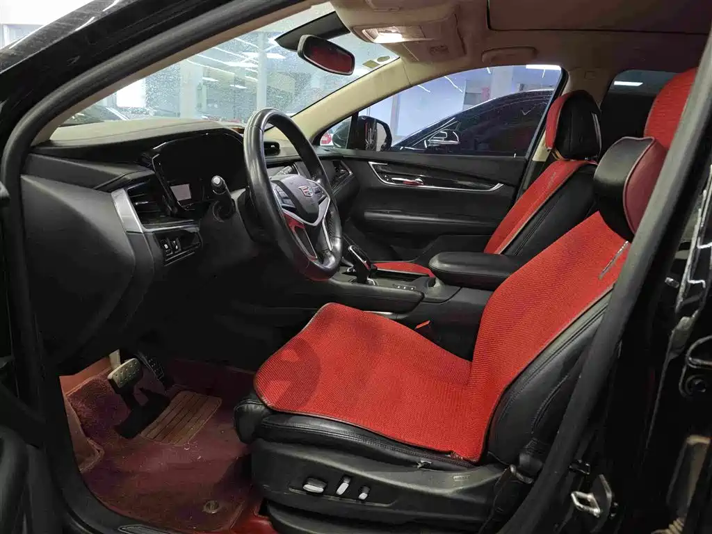 Cadillac XT5 28 T 4 WD Luxury