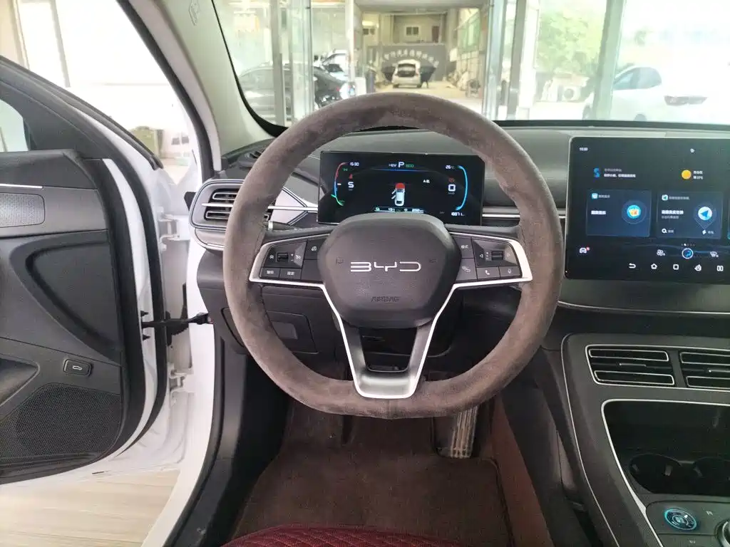 Destroyer 05 Glory DM-i 55 KM Luxury