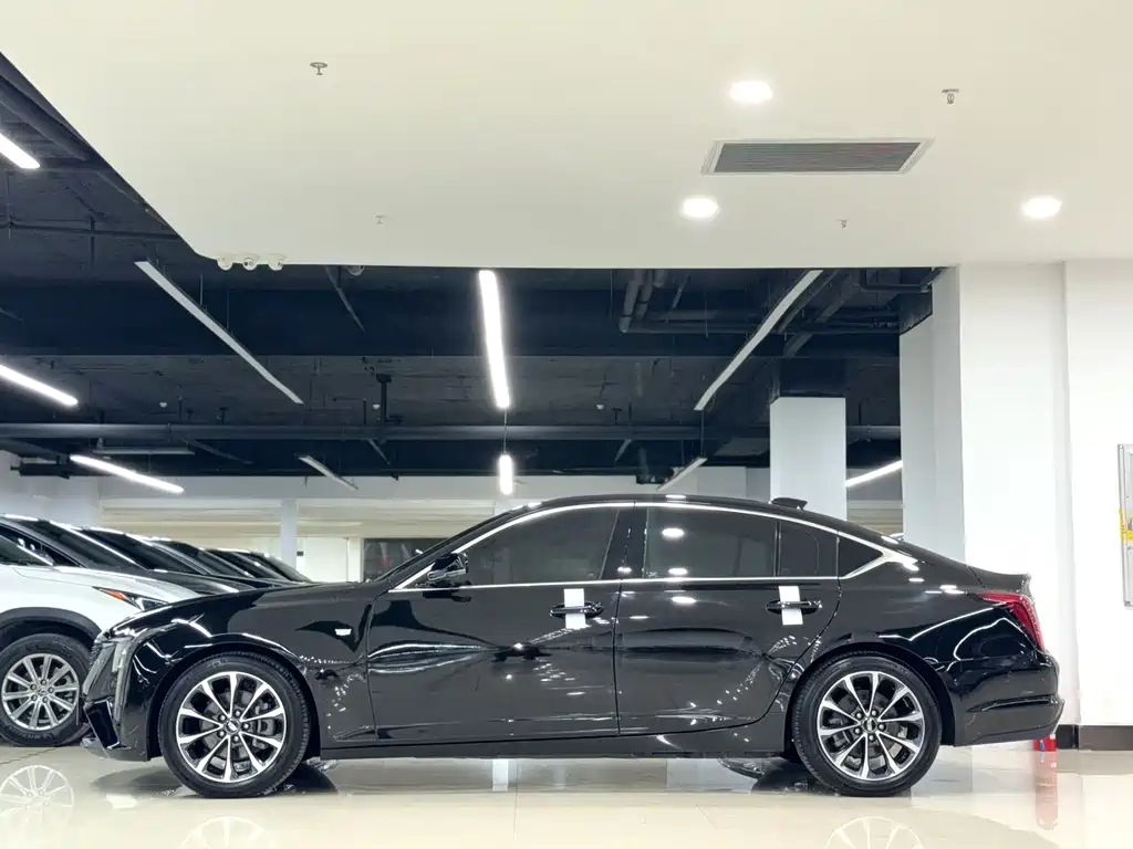 Cadillac CT5 28 T City Sport