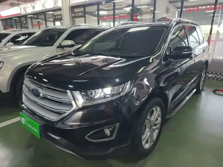 Ford Edge EcoBoost 245 2 WD Grand Sharp 7-seat