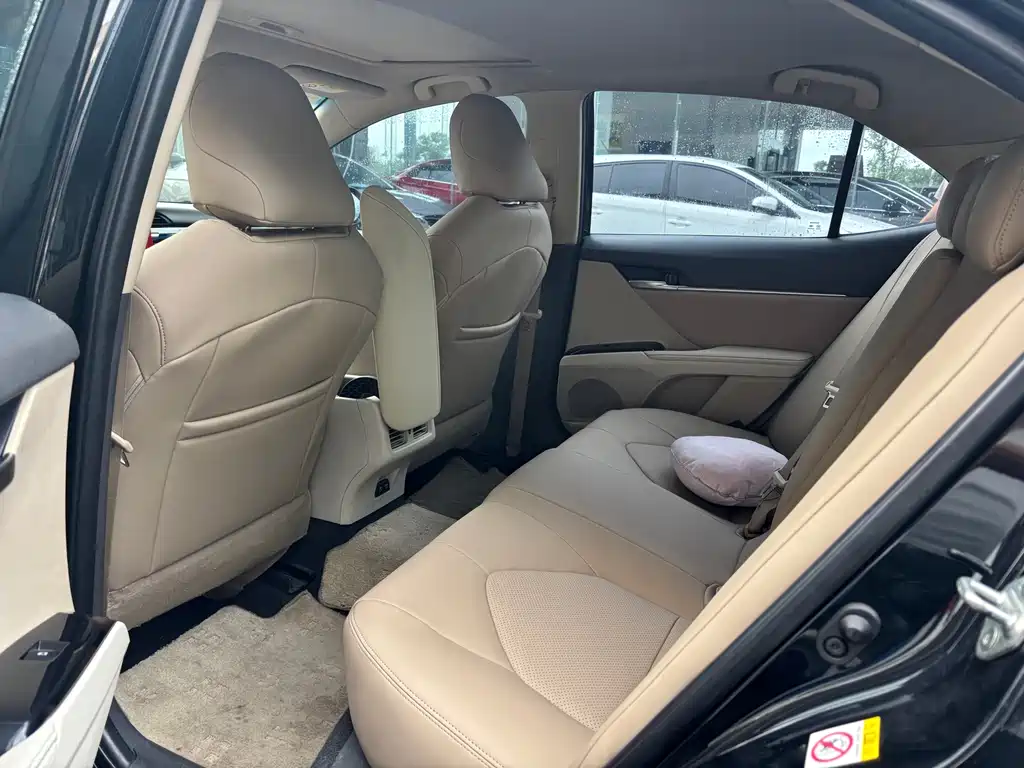Camry 2.0 E Elite