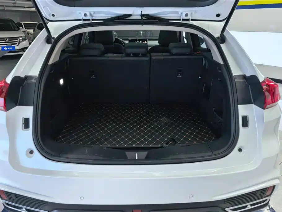 WEY VV5 1.5 T 2 WD Pioneer