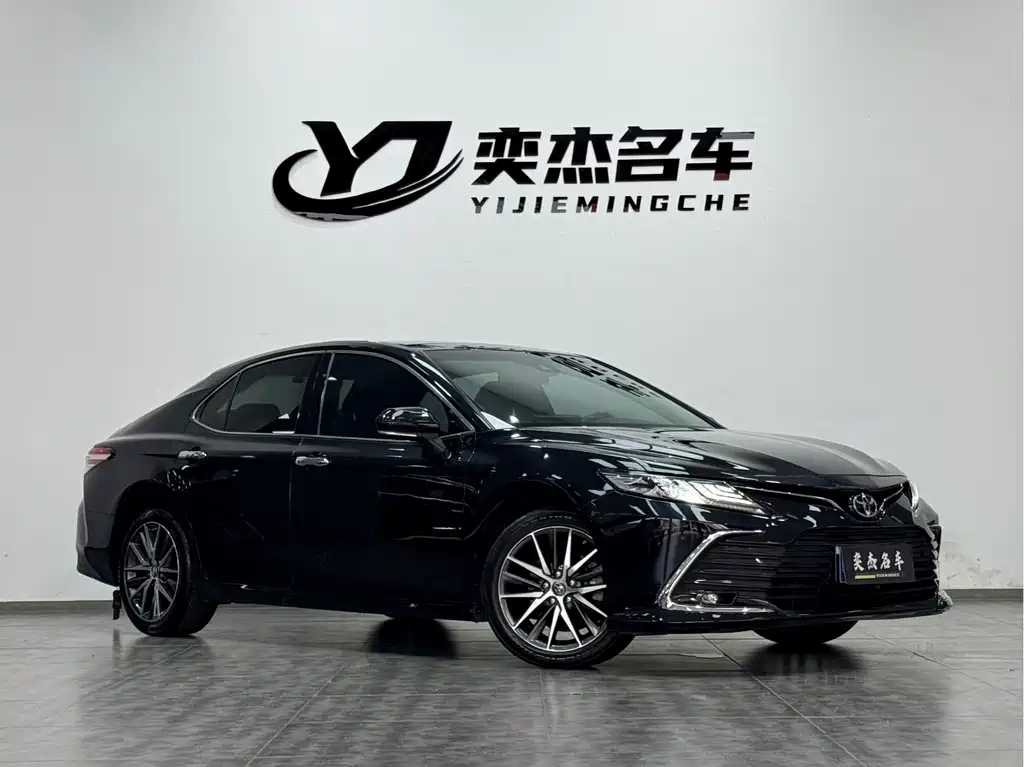 Camry 2.5 G Luxury