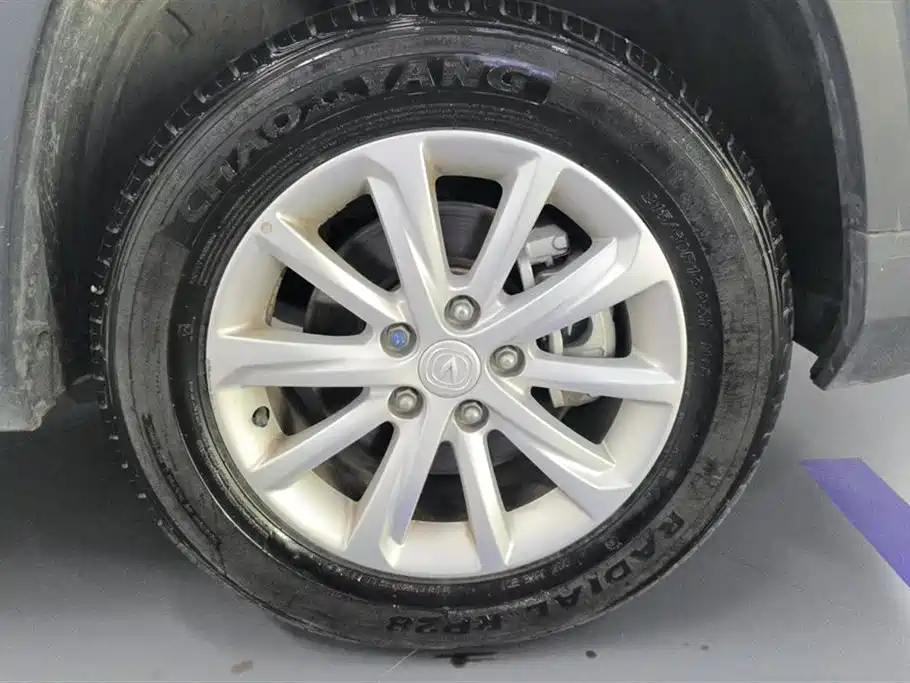Changan CS35 PLUS 1.6 L Manual Joy Connect Upgraded