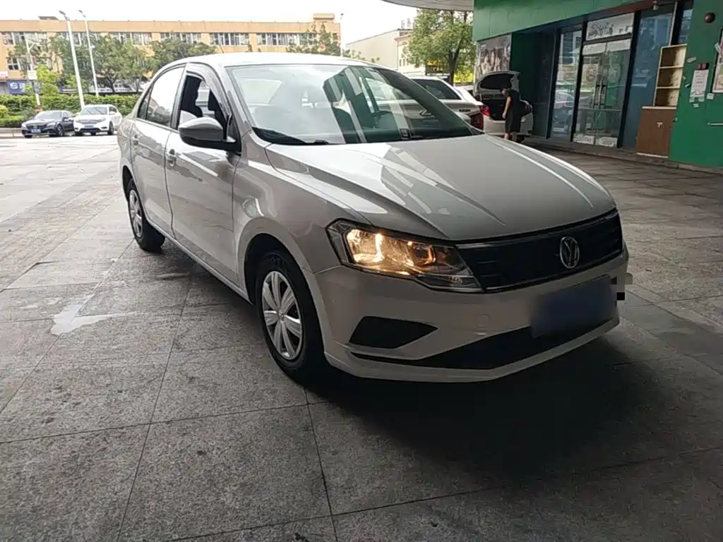 Jetta 1.5 L Manual Fashion