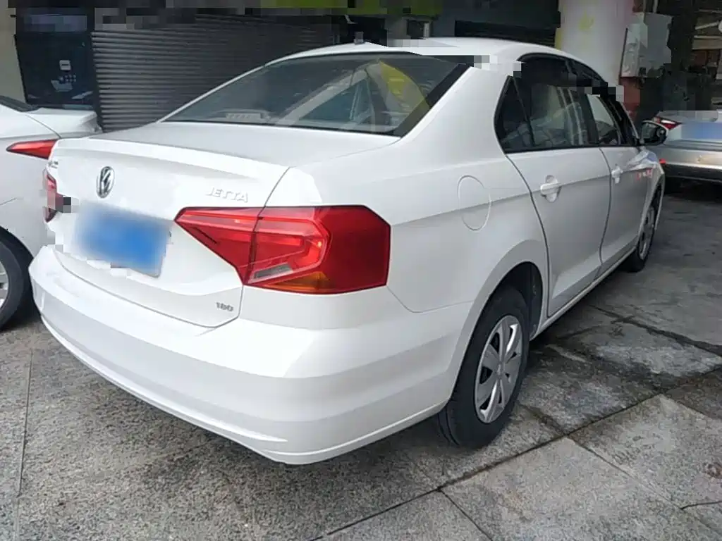 Jetta 1.5 L Manual Fashion