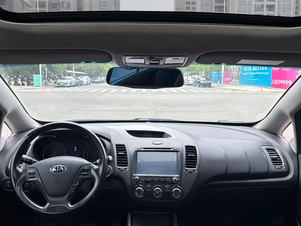 Kia K3 1.6 L Auto GLS