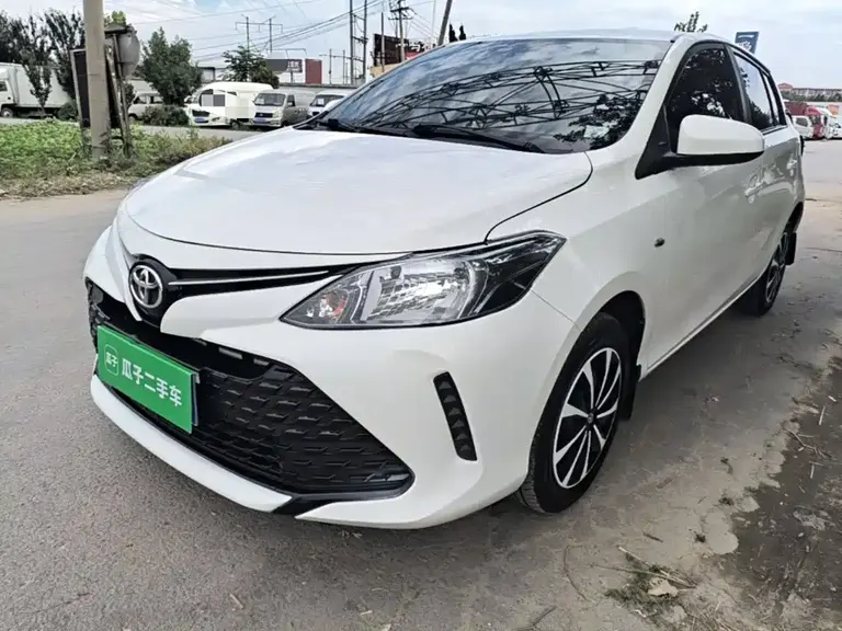 Toyota Vios FS 1.5 L CVT Sharp Speed