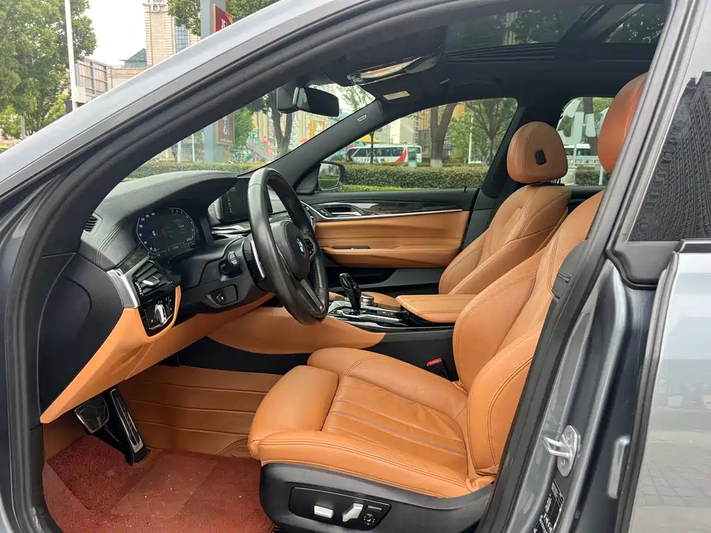 BMW 6 Series GT 630 i M Sport Package