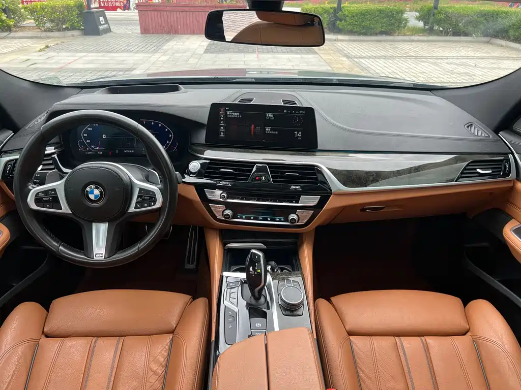 BMW 6 Series GT 630 i M Sport Package