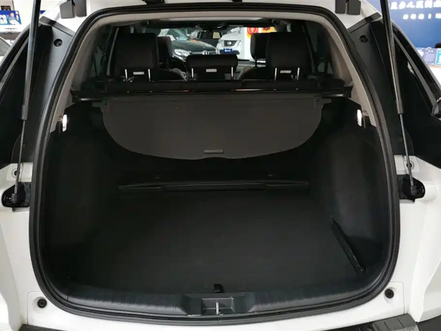 Breeze 240 TURBO CVT 2 WD Smart Enjoyment