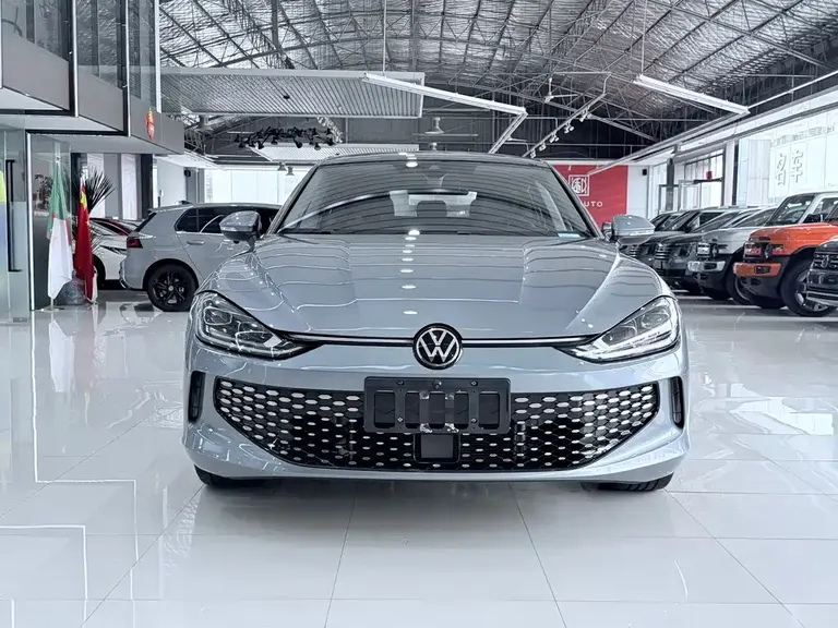 Volkswagen Lamando Lamando L 280 TSI DSG Spicy Cool