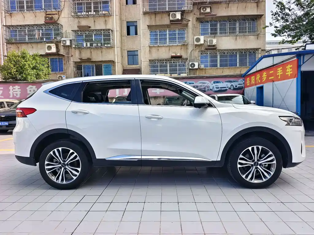 Haval F7 2.0 T 2 WD i Motion