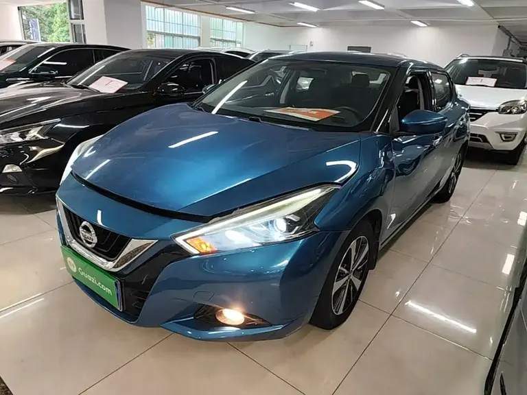 Nissan Lannia 1.6 L CVT Cool