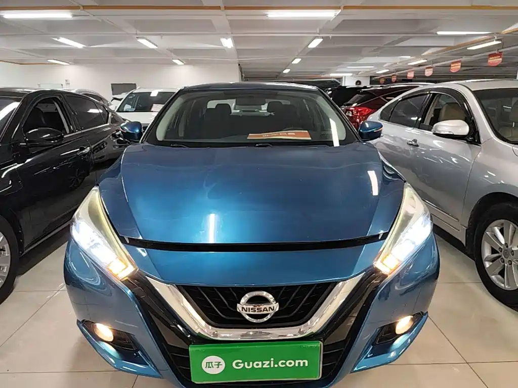 Lannia 1.6 L CVT Cool