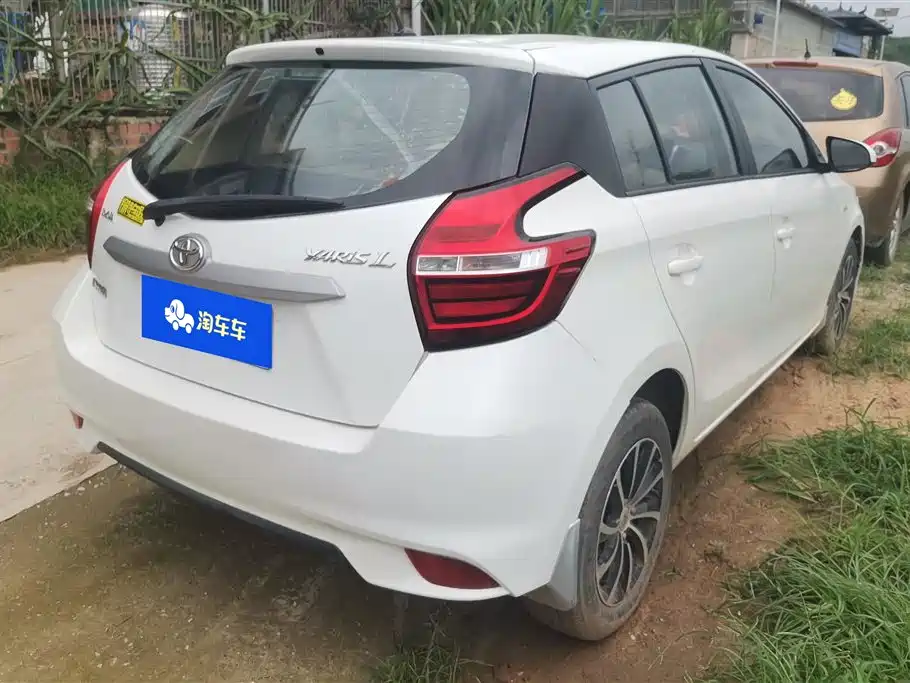 YARiS L Zhixuan 1.5 E CVT Charm Motion CN-VI