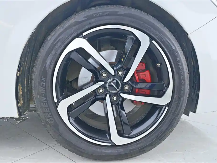 Mistra 1.6 T Auto Intelligent GLS