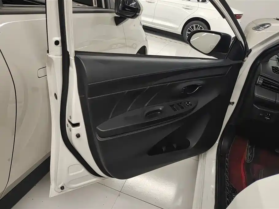 Vios 1.5 L CVT Creation