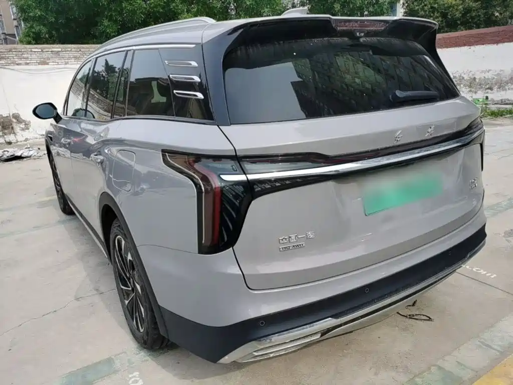 Hongqi HS7 PHEV 红旗HS7 PHEV 2024款 2.0 T PHEV 四驱旗领版 6座