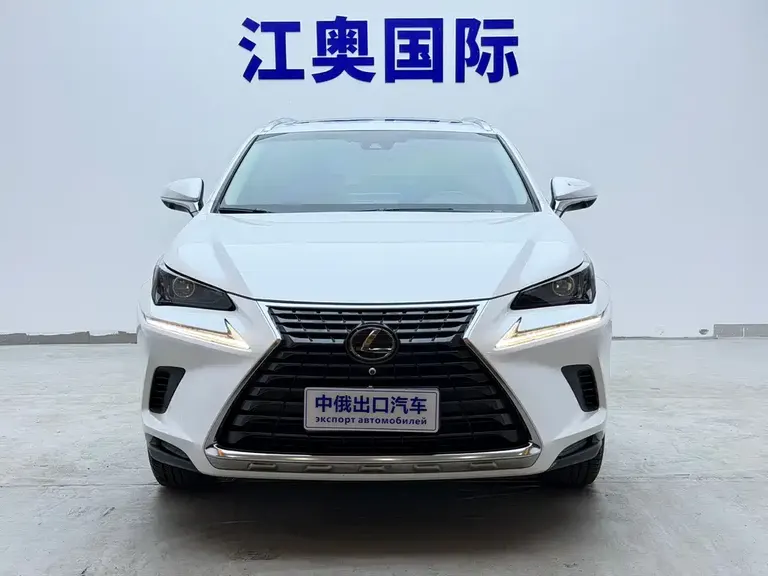 Lexus NX 200 AWD Sharp Style