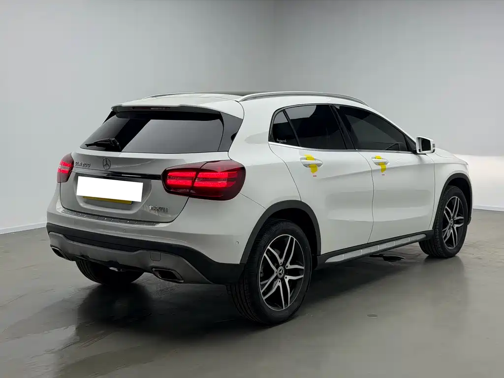 Mercedes-Benz GLA GLA 200 Fashion